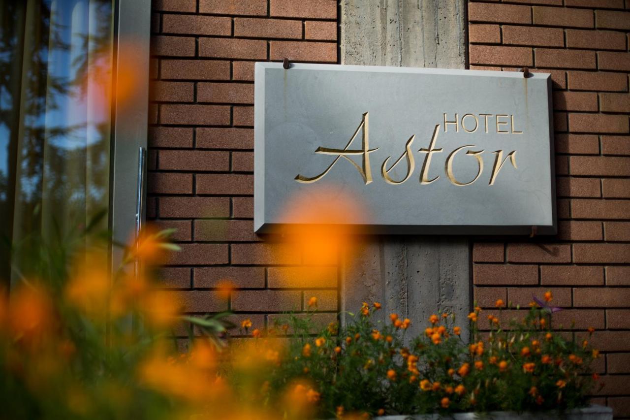 Hotel Astor Modena Exterior foto